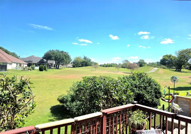 Photo 2 of Sale Pending at 220 April Waters Dr W, Montgomery, TX 77356 | MLS# 95568114 | Listing updated on 2026-10-03