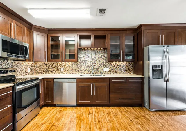 Photo 3 of Condo for sale at 5343 Richmond Ave #29, Houston, TX 77056 | MLS# 50879552 | Listing updated on 2026-10-07