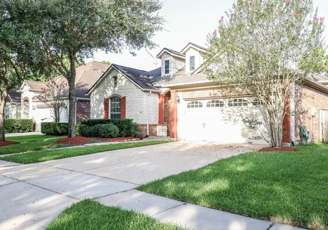 Photo 2 of Single family home for sale at 5418 Lacey Oak Meadow Dr, Katy, TX 77494 | MLS# 44668189 | Listing updated on 2026-09-17