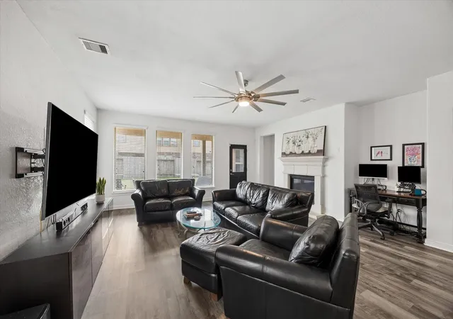Photo 4 of Single family home for sale at 19131 Cardinal Grv Ct, Cypress, TX 77429 | MLS# 33492959 | Listing updated on 2026-09-06