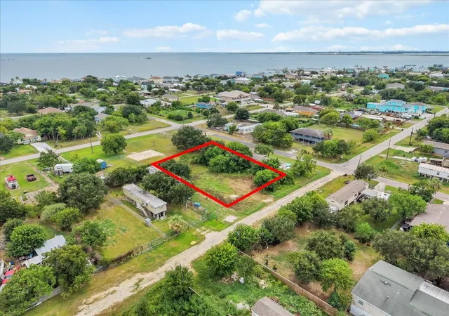 Photo 3 of Land for sale at 1047 10th Street, Dickinson, TX 77539 | MLS# 67578747 | Listing updated on 2026-09-09