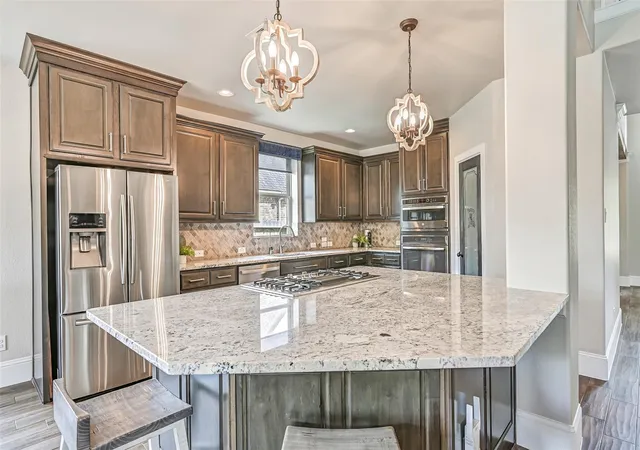 Photo 3 of Single family home for sale at 2433 Prairie Mist Ln, Friendswood, TX 77546 | MLS# 82899601 | Listing updated on 2026-09-18