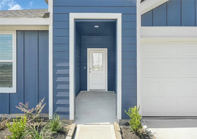 Photo 3 of Single family home for sale at 2630 Starry Sky Ln, Rosenberg, TX 77471 | MLS# 19502919 | Listing updated on 2026-09-25
