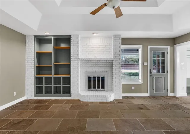 Photo 3 of Single family home for sale at 419 Ryan Ave, Burleson, TX 76028 | MLS# 59098569 | Listing updated on 2026-09-02