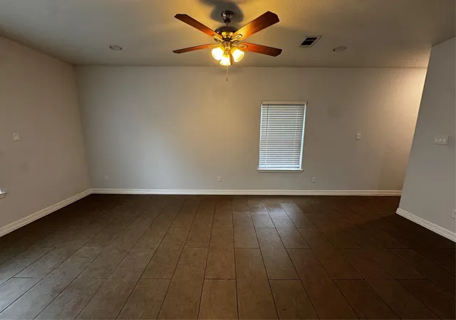 Photo 4 of Single family home for sale at 8205 Oak Knoll Ln #B, Houston, TX 77028 | MLS# 89042217 | Listing updated on 2026-09-24