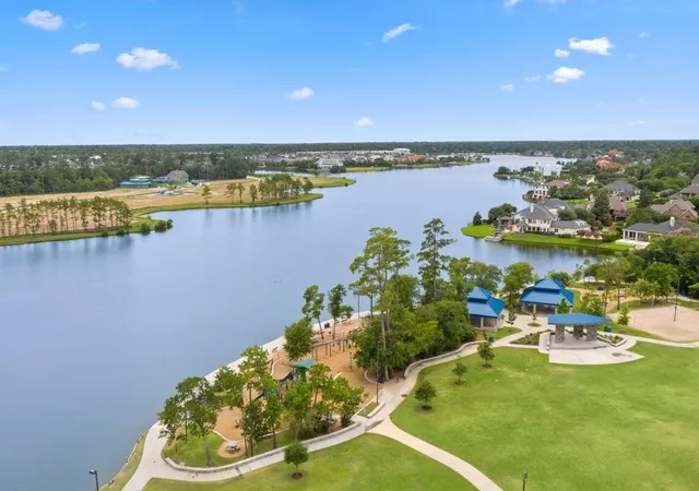 Photo 7 of Single family home for sale at 18238 Balsam Flds Dr, Tomball, TX 77377 | MLS# 42537657 | Listing updated on 2026-09-09
