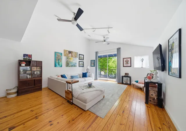 Photo 1 of Townhouse for sale at 1612 Drew St, Houston, TX 77004 | MLS# 46125998 | Listing updated on 2026-09-09