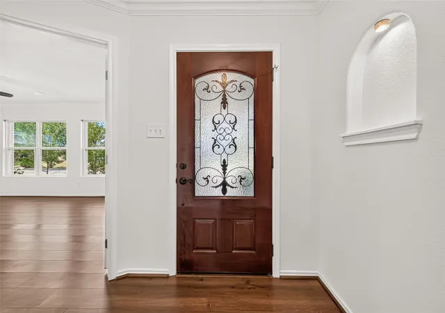 Photo 3 of Sale Pending at 11310 Gaymoor Dr, Houston, TX 77035 | MLS# 61419071 | Listing updated on 2026-09-22
