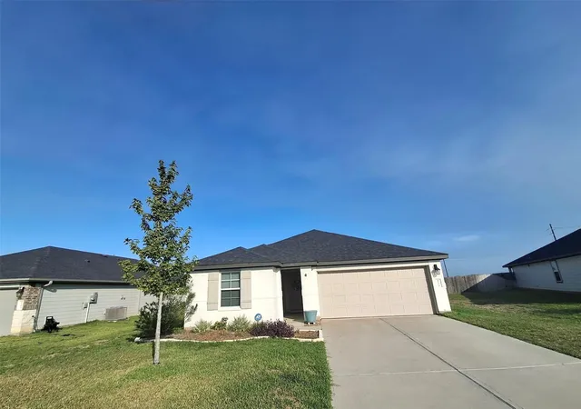 Photo 2 of Single family home for sale at 1279 Thornbird Trl, Sealy, TX 77474 | MLS# 59757929 | Listing updated on 2026-10-08