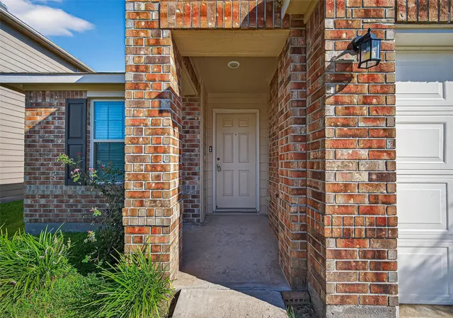Photo 4 of Single family home for sale at 1830 Cormorant Crescent, Missouri City, TX 77489 | MLS# 23797323 | Listing updated on 2026-09-12