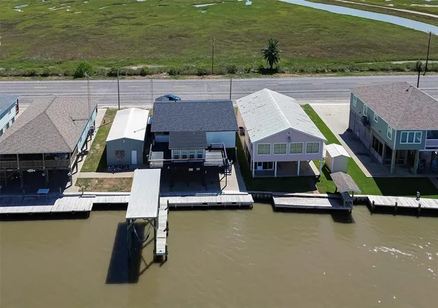 Photo 1 of Single family home for sale at 3220 Fm 2031, Matagorda, TX 77457 | MLS# 31852960 | Listing updated on 2026-09-23
