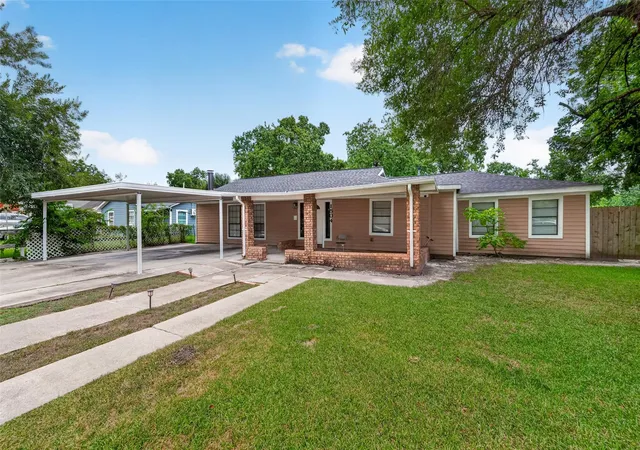 Photo 1 of Single family home for sale at 1504 Lawrence Ave, Pasadena, TX 77506 | MLS# 54595610 | Listing updated on 2026-09-11