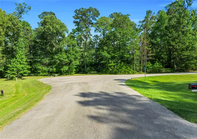 Photo 2 of Land for sale at 69 N Forest Dr, Huntsville, TX 77340 | MLS# 49735740 | Listing updated on 2026-09-21