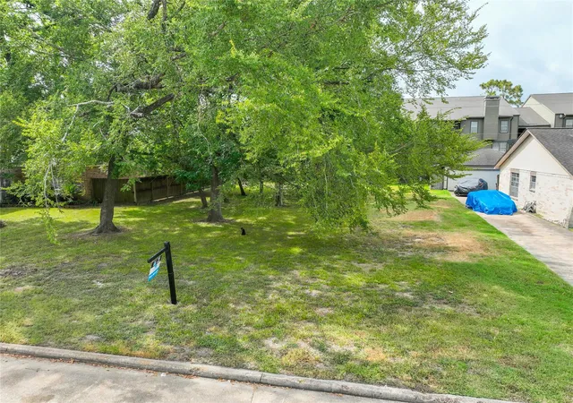 Photo 3 of Land for sale at 5307 Oak Cvs Dr, Houston, TX 77091 | MLS# 7905667 | Listing updated on 2026-09-15