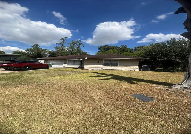 Photo 1 of Single family home for sale at 5715 Westover St, Houston, TX 77033 | MLS# 78942942 | Listing updated on 2026-09-22
