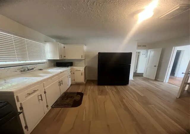 Photo 2 of Single family home for sale at 5715 Westover St, Houston, TX 77033 | MLS# 78942942 | Listing updated on 2026-09-22