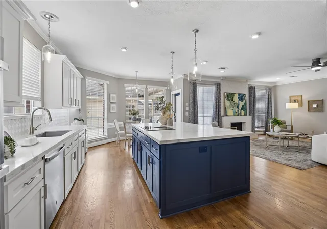 Photo 3 of Single family home for sale at 7915 Huddersfield Ct, Spring, TX 77379 | MLS# 78524206 | Listing updated on 2026-09-17
