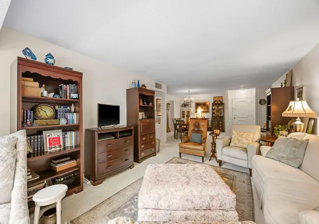 Photo 3 of Condo for sale at 5050 Ambassador Way #201, Houston, TX 77056 | MLS# 79111622 | Listing updated on 2026-10-03