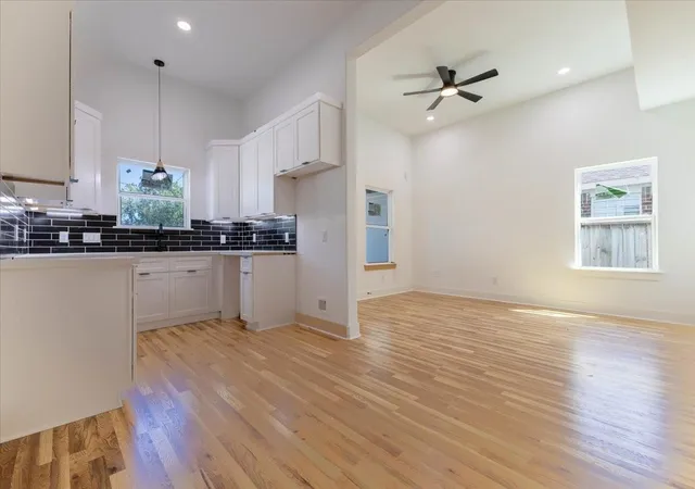 Photo 2 of Multi family home for sale at 408 Armstrong St, Houston, TX 77029 | MLS# 78403599 | Listing updated on 2026-09-18