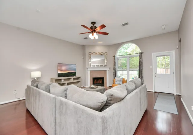 Photo 4 of Single family home for sale at 23939 River Pl Dr, Katy, TX 77494 | MLS# 95660895 | Listing updated on 2026-09-02