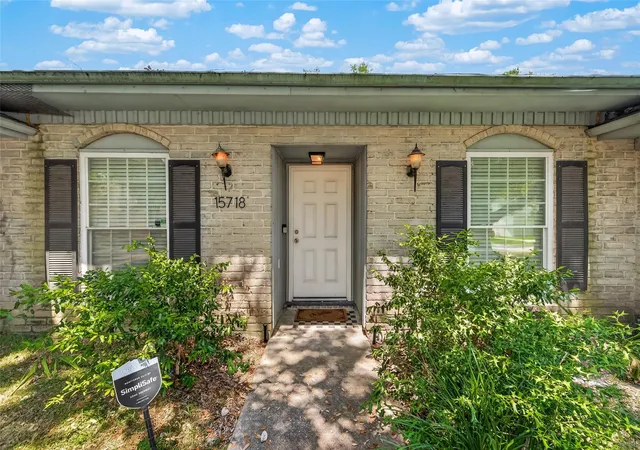 Photo 3 of Single family home for sale at 15718 Tumbling Rapids Dr, Houston, TX 77084 | MLS# 17911117 | Listing updated on 2026-09-01