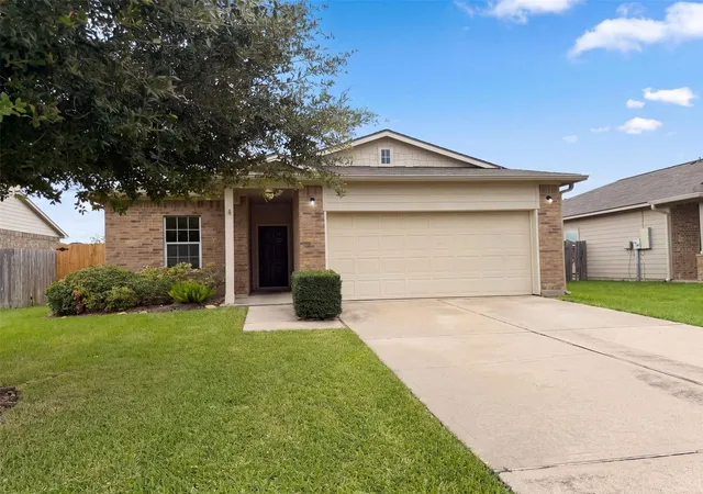 Single family home for sale at 109 Mustang Stampede Dr, La Marque, TX 77568 | MLS# 42503255 | Listing updated on 2026-09-20