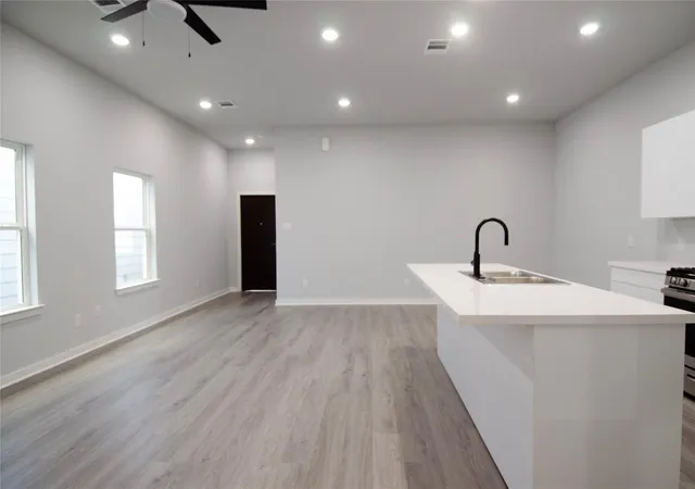 Photo 4 of Single family home for sale at 2830 Mansfield St, Houston, TX 77091 | MLS# 13968388 | Listing updated on 2026-09-24