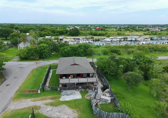 Photo 1 of Single family home for sale at 1019 Sunset Dr, Dickinson, TX 77539 | MLS# 62446040 | Listing updated on 2026-09-13