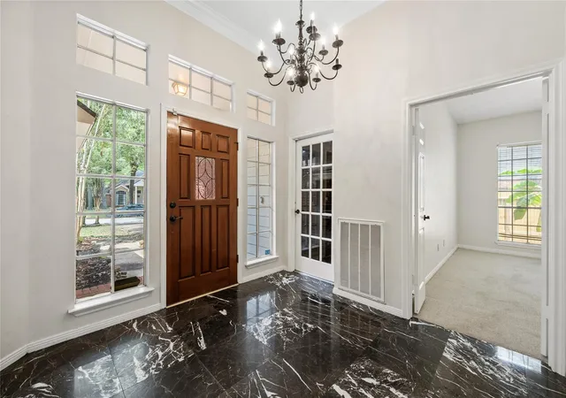 Photo 3 of Sale Pending at 5426 Fern Park Dr, Kingwood, TX 77339 | MLS# 58552844 | Listing updated on 2026-09-19