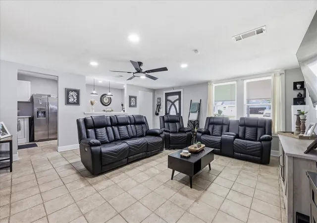 Photo 3 of Sale Pending at 2509 Ave D, Nederland, TX 77627 | MLS# 96015859 | Listing updated on 2026-09-17