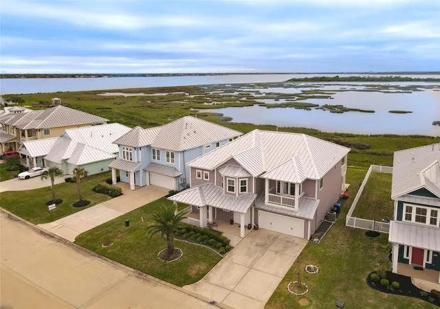 Photo 3 of Single family home for sale at 5126 Allen Cay Dr, Texas City, TX 77590 | MLS# 30952776 | Listing updated on 2026-09-16