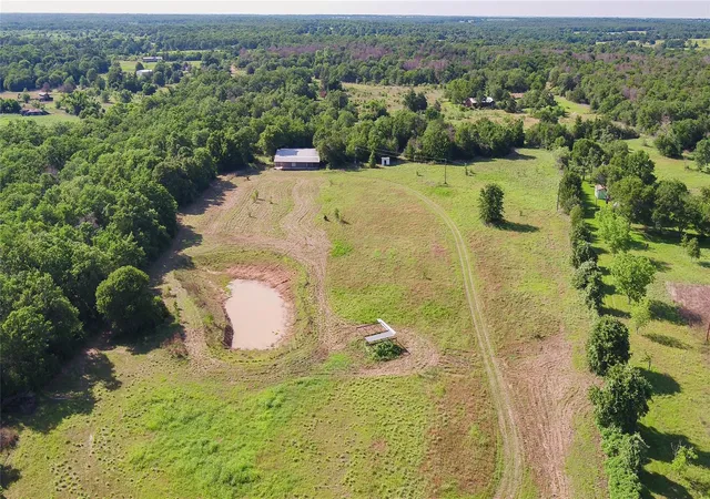 Photo 1 of Single family home for sale at 2485 County Rd 258, Cameron, TX 76520 | MLS# 11678269 | Listing updated on 2026-09-12