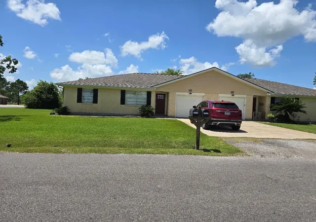 Photo 1 of Multi family home for sale at 17415 17417 Fir Rd, Alvin, TX 77511 | MLS# 81048730 | Listing updated on 2026-09-17