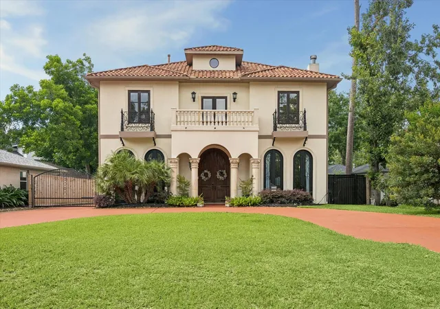 Photo 1 of Mansion for sale at 8448 Westview Dr, Houston, TX 77055 | MLS# 31517228 | Listing updated on 2026-09-20