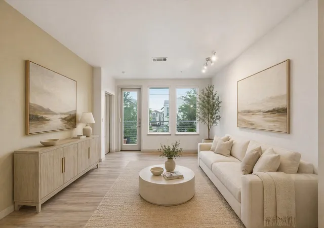 Condo for sale at 505 Jackson Hl St #206, Houston, TX 77007 | MLS# 22853710