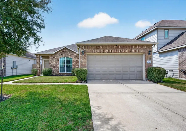 Single family home for sale at 12335 King Henry Dr, Houston, TX 77044 | MLS# 60182560