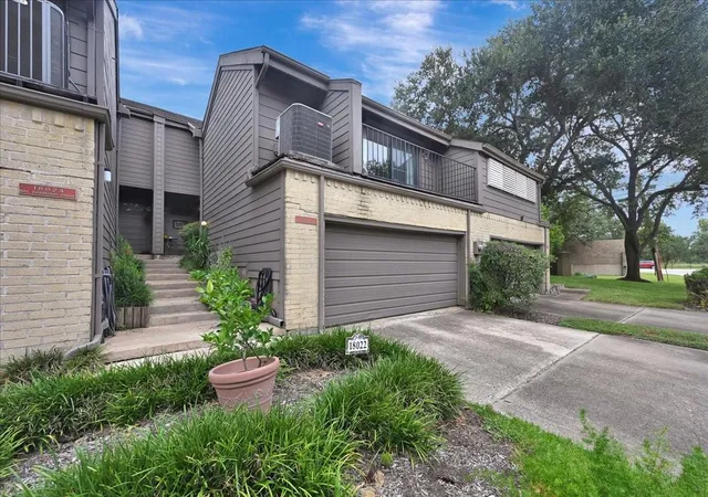 Photo 2 of Townhouse for sale at 18022 Bal Harbour Dr, Houston, TX 77058 | MLS# 97029870 | Listing updated on 2026-09-19