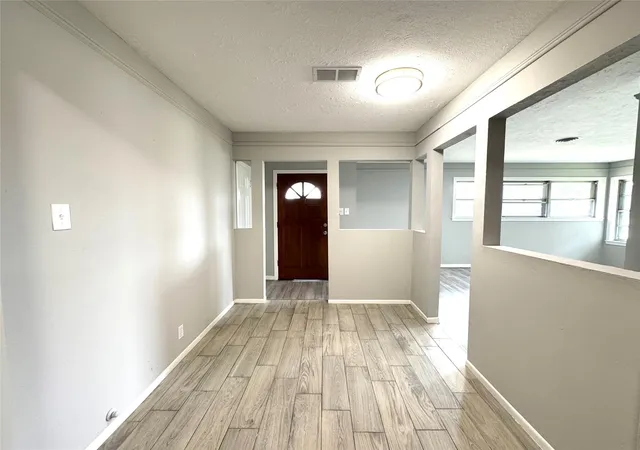 Photo 3 of Single family home for sale at 7905 Turquoise Ln, Houston, TX 77055 | MLS# 59879000 | Listing updated on 2026-09-09