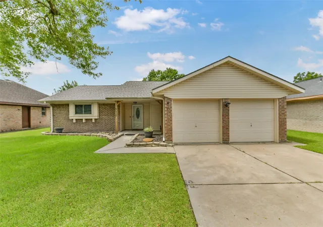 Photo 1 of Sale Pending at 4410 Aztec St, Pasadena, TX 77504 | MLS# 19807927 | Listing updated on 2026-09-18