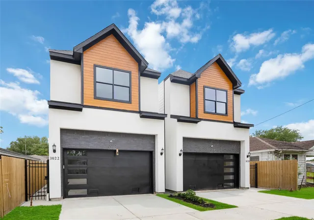 Photo 1 of Multi family home for sale at 3020 Retta St, Houston, TX 77026 | MLS# 12852972 | Listing updated on 2026-09-03