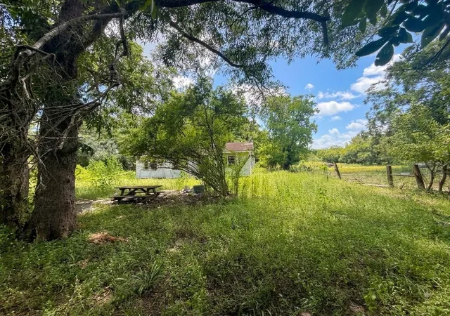 Photo 3 of Single family home for sale at 174 Bailey Rd, Angleton, TX 77515 | MLS# 70744578 | Listing updated on 2026-09-15