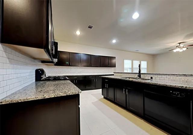 Photo 3 of Single family home for sale at 31934 Mckinley Run Dr, Hockley, TX 77447 | MLS# 32379122 | Listing updated on 2026-09-18