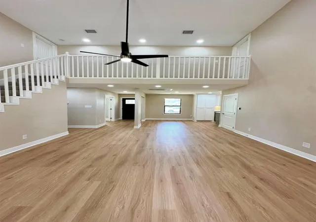Photo 3 of Single family home for sale at 248 Canterbury Dr, West Columbia, TX 77486 | MLS# 58680541 | Listing updated on 2026-09-15
