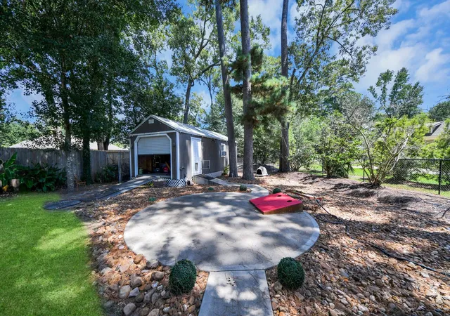 Photo 3 of Single family home for sale at 910 Apollo St, New Caney, TX 77357 | MLS# 84548686 | Listing updated on 2026-09-15