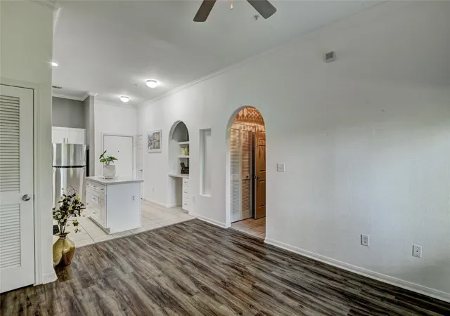 Photo 3 of Condo for sale at 1441 East St #107, Houston, TX 77007 | MLS# 8240474 | Listing updated on 2026-09-01