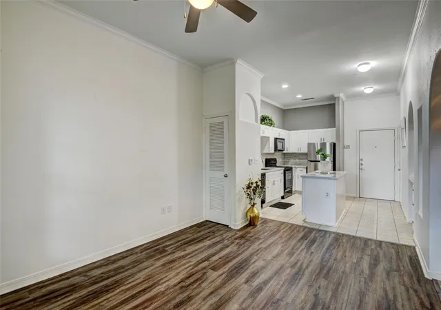 Photo 4 of Condo for sale at 1441 East St #107, Houston, TX 77007 | MLS# 8240474 | Listing updated on 2026-09-01