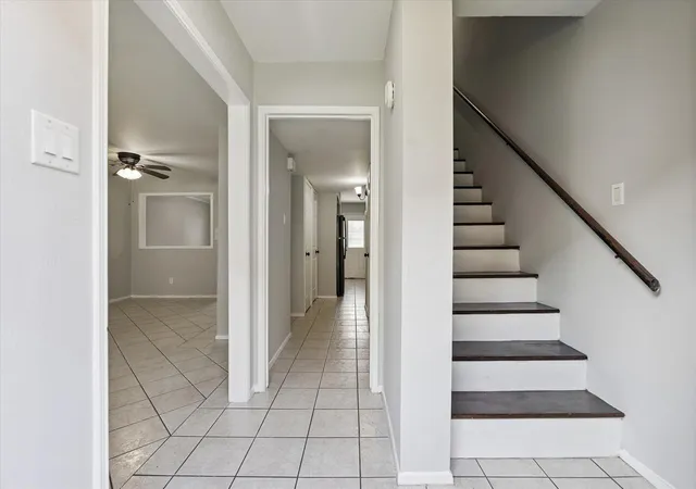 Photo 2 of Condo for sale at 9303 Hammerly Blvd #607, Houston, TX 77080 | MLS# 31050003 | Listing updated on 2026-09-08