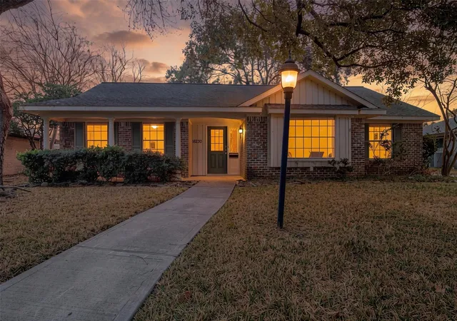 Photo 1 of Sale Pending at 18230 Caprice Ln, Houston, TX 77058 | MLS# 63304238 | Listing updated on 2026-09-19
