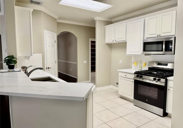 Photo 1 of Single family home for sale at 90 Country Gate, Conroe, TX 77384 | MLS# 85675755 | Listing updated on 2026-10-03
