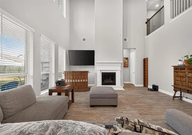 Photo 1 of Single family home for sale at 8511 Flagman Trl, Fulshear, TX 77441 | MLS# 17830933 | Listing updated on 2026-09-09